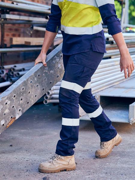 FR Cargo Pants | 28-44 Waist | 9oz. 100% Cotton | Navy – www.lapco.com